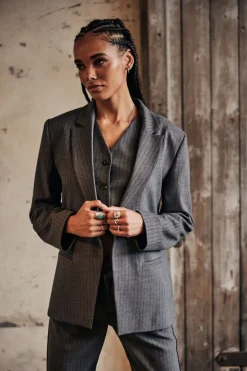 Alba Buren Grey