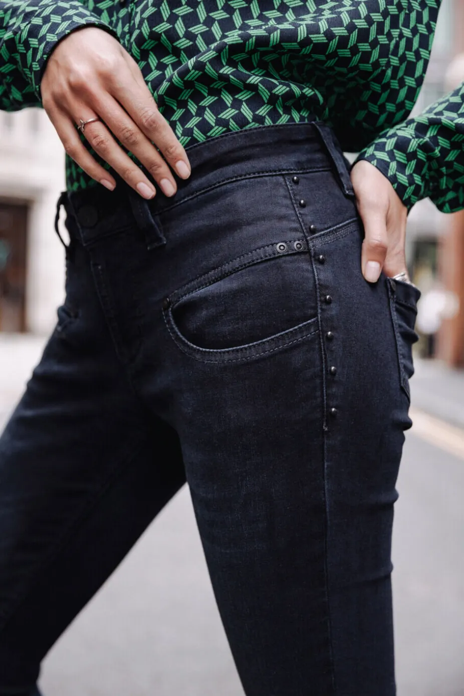 Alexa Cropped S-SDM