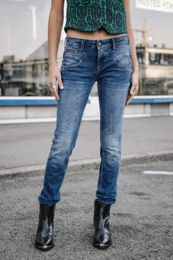 Alexa Slim SDM
