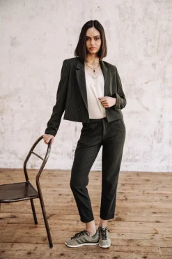 Claudia Buren Khaki