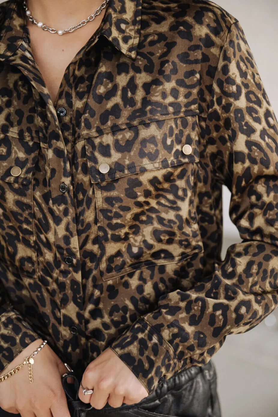 Corina Leopardo
