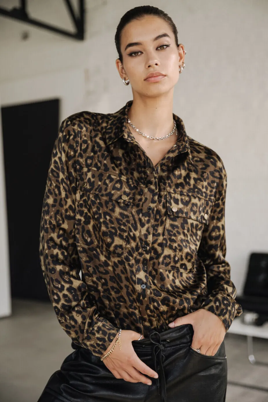Corina Leopardo