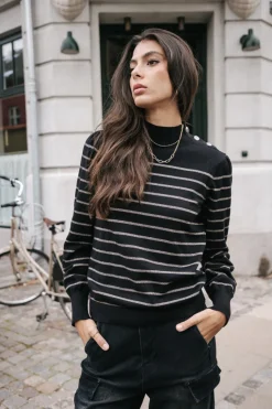 Pessie Stripes