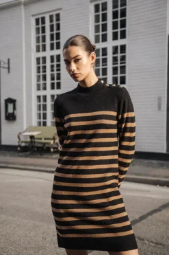 Reliane Stripes