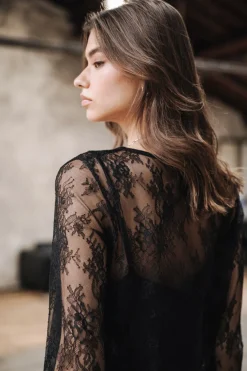 Ritania Lace