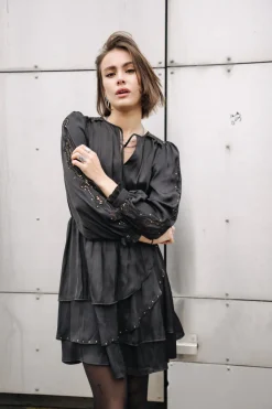 Roenie Lace
