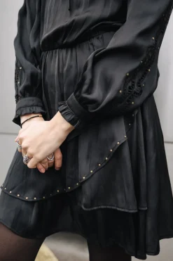 Roenie Lace