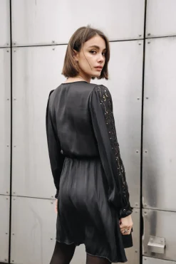 Roenie Lace