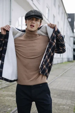 Romeo Romeo Nacka