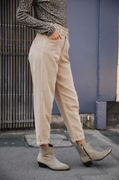 Sixtin Suede