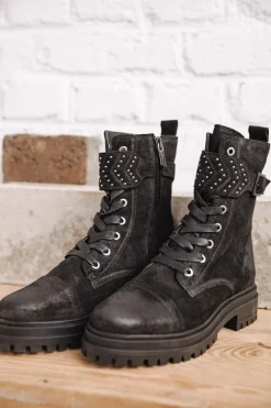 Tanny Suede