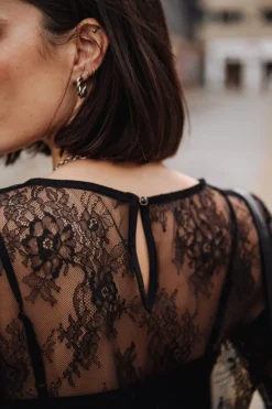 Tomine Lace