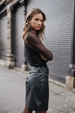 Zelya Biker